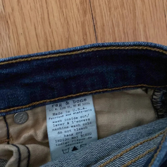 Rag & Bone Justine skinny dark wash waist 25 inseam is 30 great condition - Picture 6 of 7